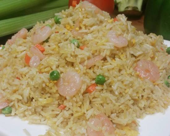 Shrimp Fried Rice                                           虾炒饭